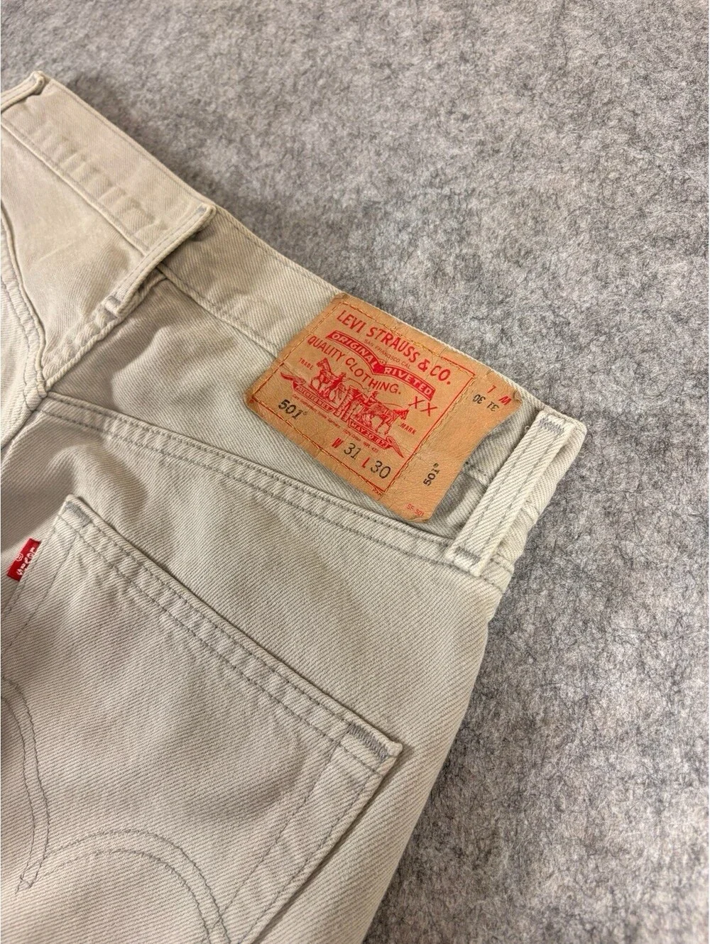 Vintage Levis 501 Jeans Mens 31x30 Beige Straight Leg Button Fly Denim Pants